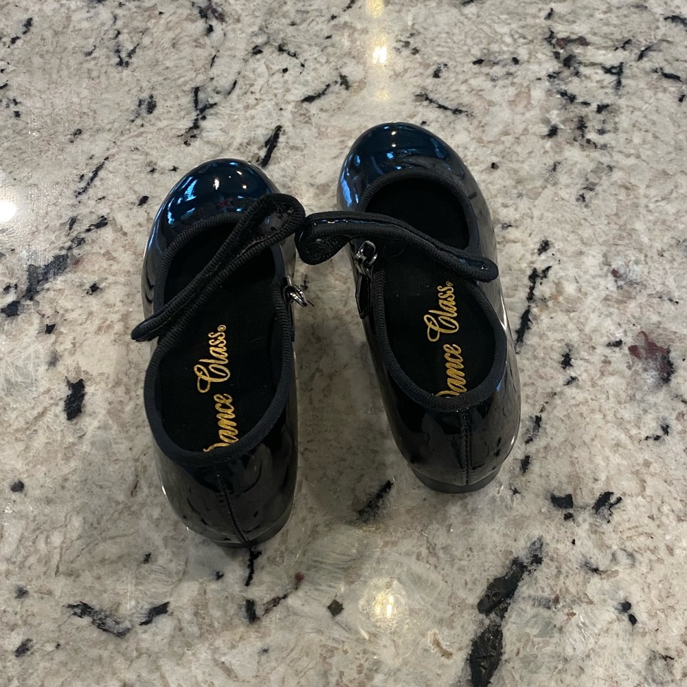 Dance Class girls tap shoes